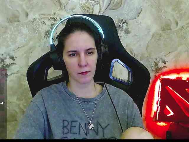 IrwiTomboy webcam