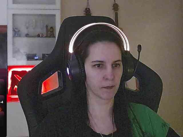 IrwiTomboy webcam