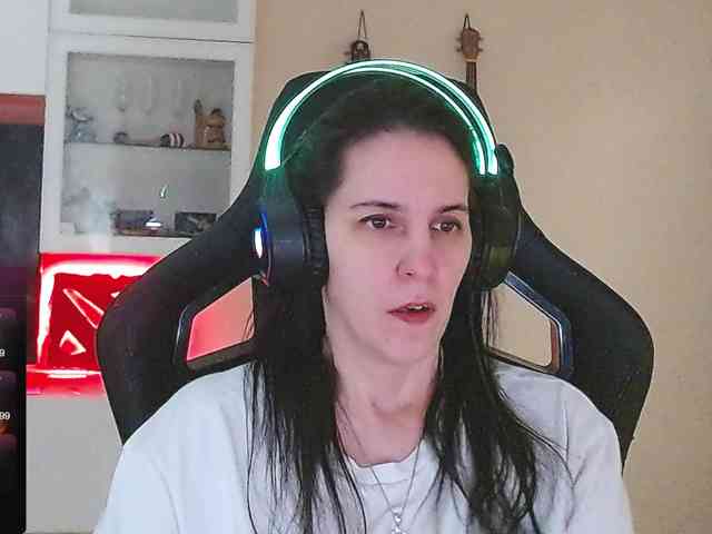 IrwiTomboy webcam