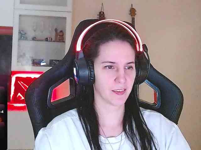 IrwiTomboy webcam