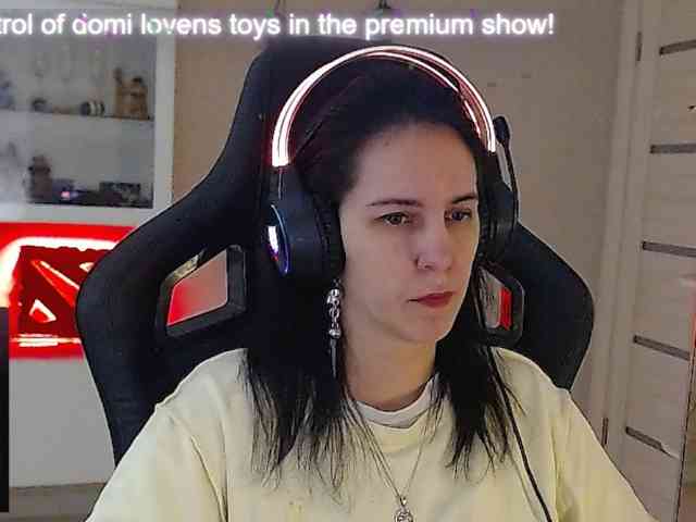 IrwiTomboy webcam