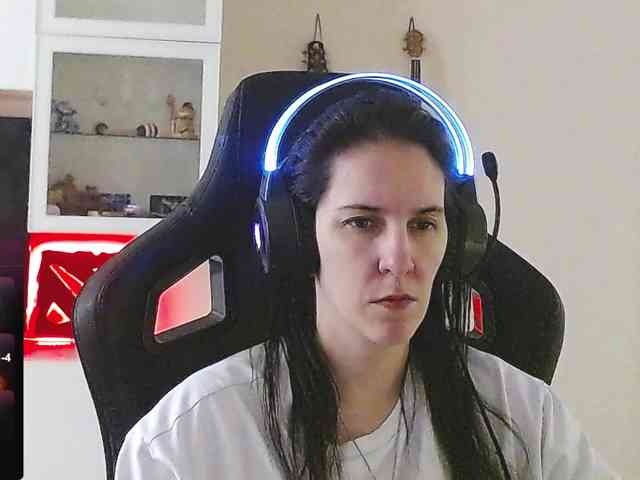 IrwiTomboy webcam