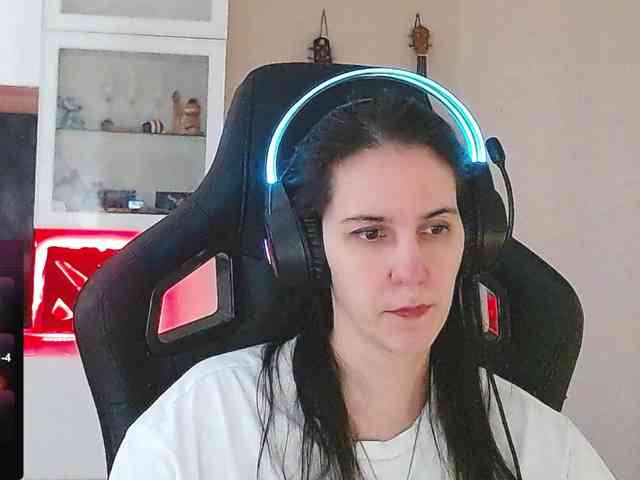 IrwiTomboy webcam