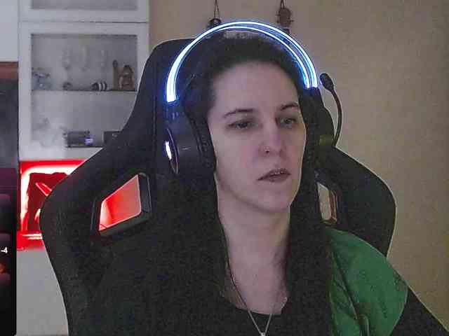 IrwiTomboy webcam