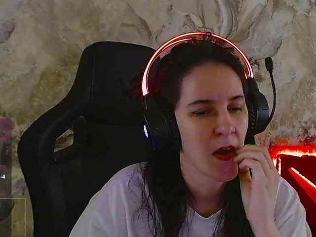 IrwiTomboy webcam