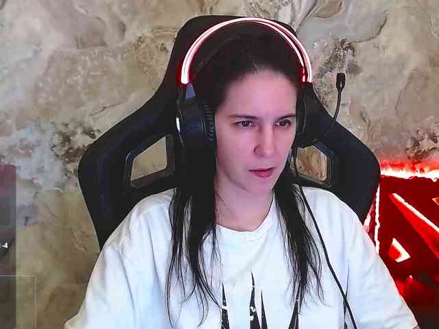 IrwiTomboy webcam