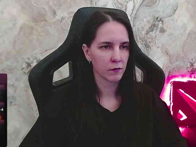 IrwiTomboy webcam