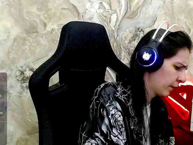 IrwiTomboy webcam