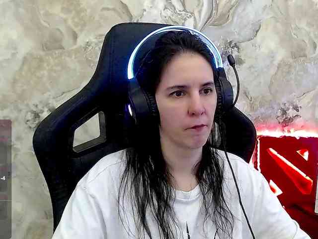 IrwiTomboy webcam