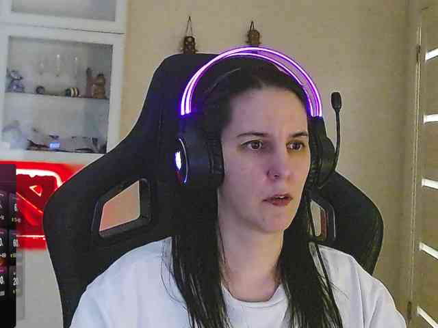 IrwiTomboy webcam