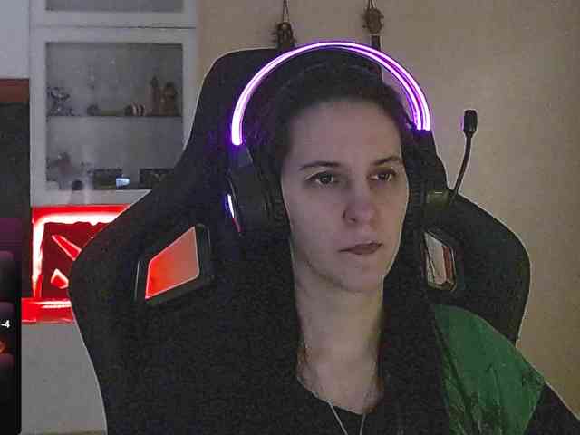 IrwiTomboy webcam