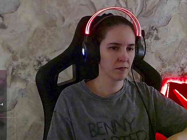 IrwiTomboy webcam