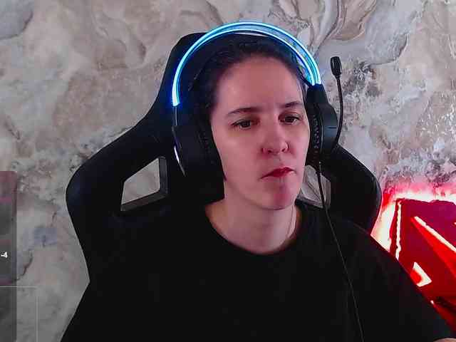 IrwiTomboy webcam