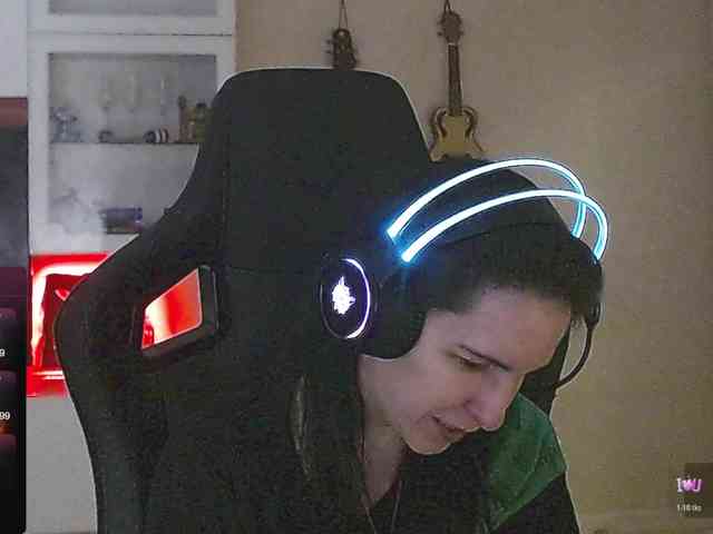 IrwiTomboy webcam