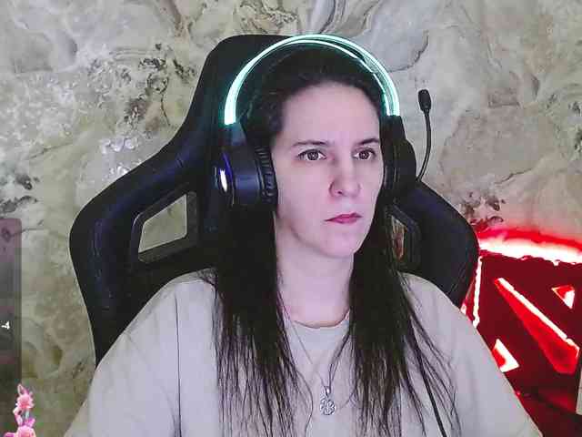 IrwiTomboy webcam