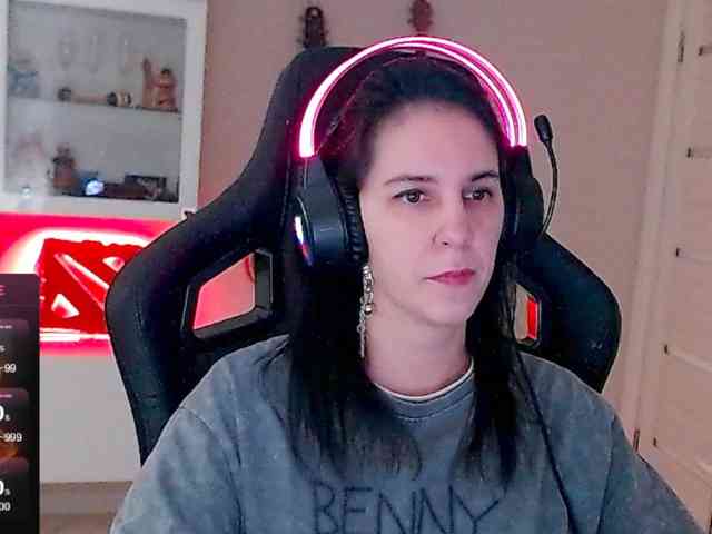 IrwiTomboy webcam