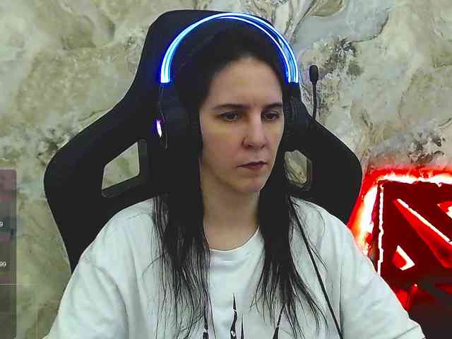 IrwiTomboy webcam