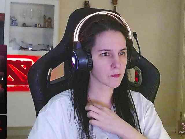 IrwiTomboy webcam