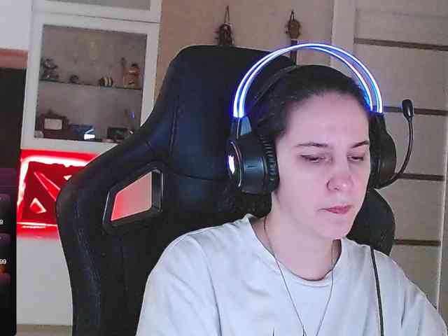 IrwiTomboy webcam