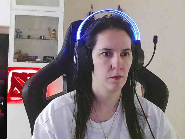 IrwiTomboy webcam