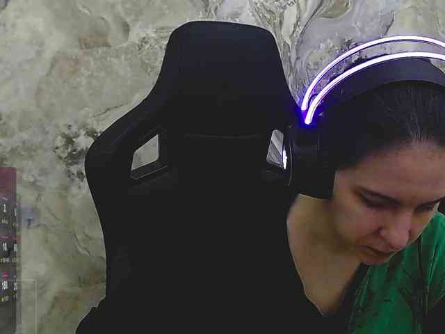 IrwiTomboy webcam