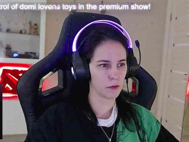 IrwiTomboy webcam