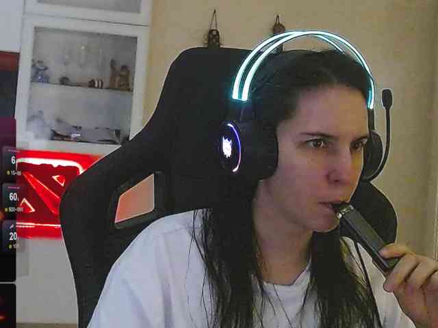 IrwiTomboy webcam