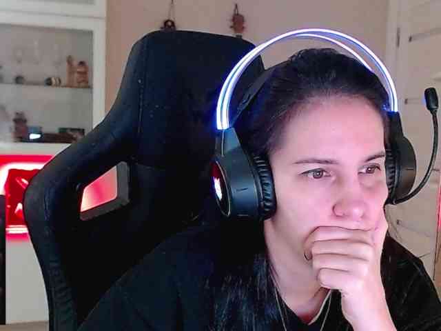 IrwiTomboy webcam