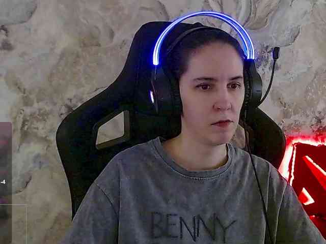 IrwiTomboy webcam