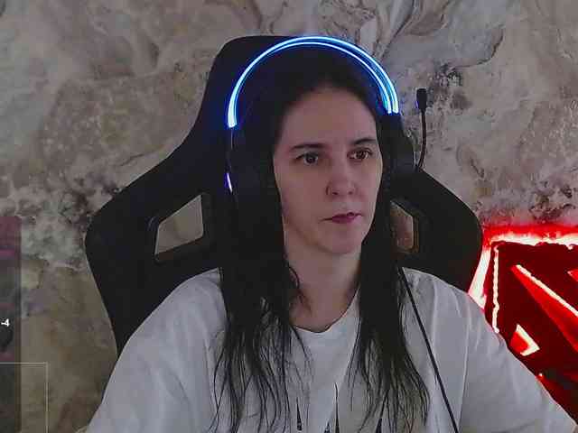 IrwiTomboy webcam