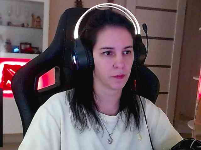 IrwiTomboy webcam