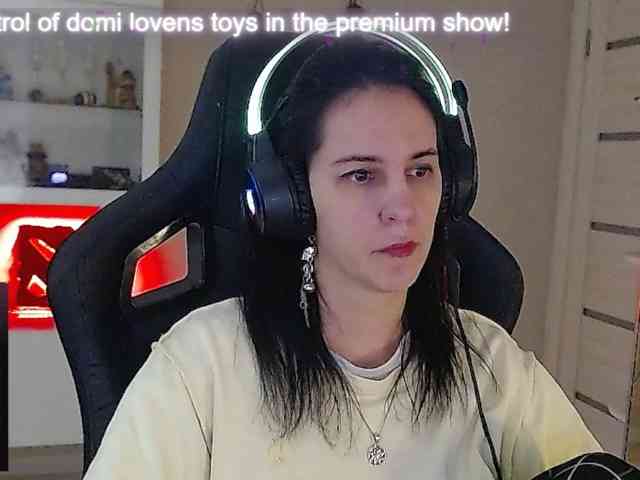IrwiTomboy webcam
