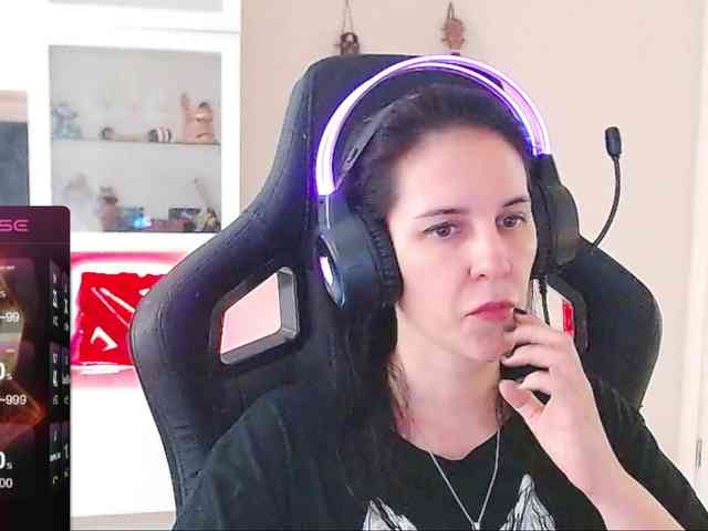 IrwiTomboy webcam