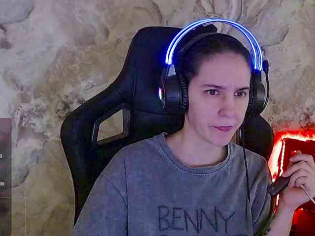 IrwiTomboy webcam