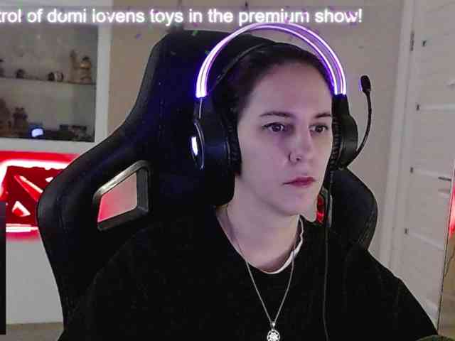 IrwiTomboy webcam