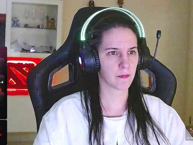 IrwiTomboy webcam