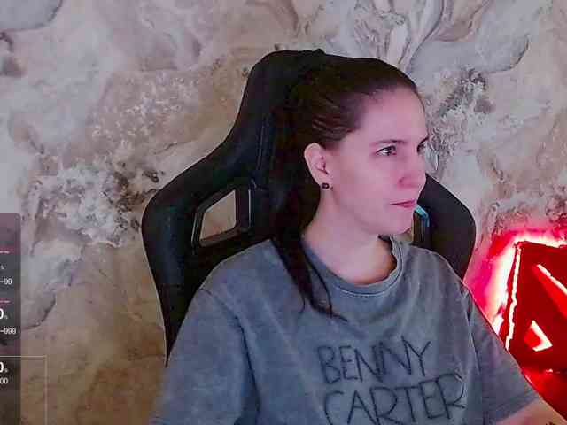 IrwiTomboy webcam