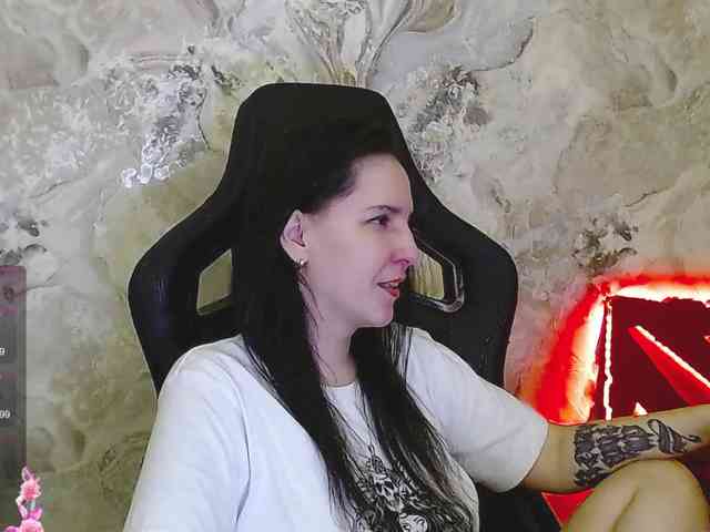 IrwiTomboy webcam