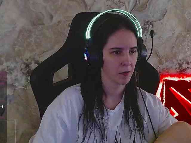IrwiTomboy webcam