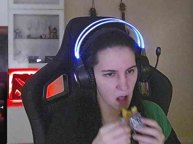 IrwiTomboy webcam