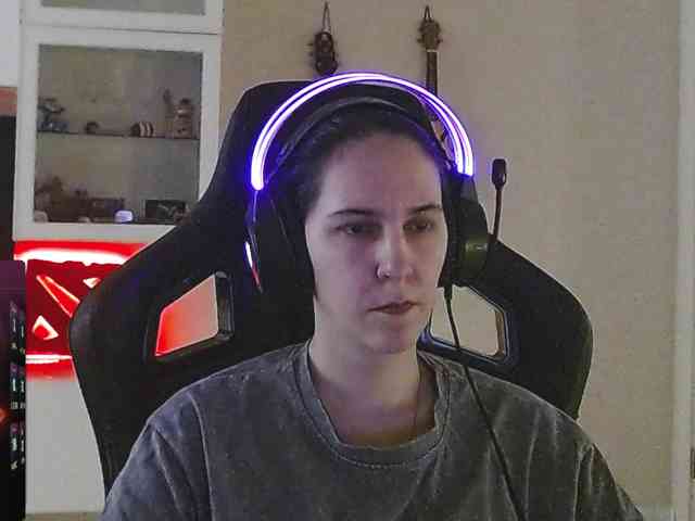 IrwiTomboy webcam