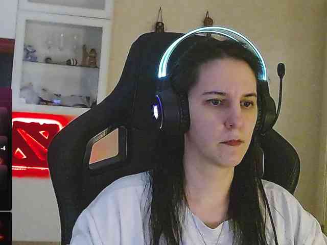 IrwiTomboy webcam