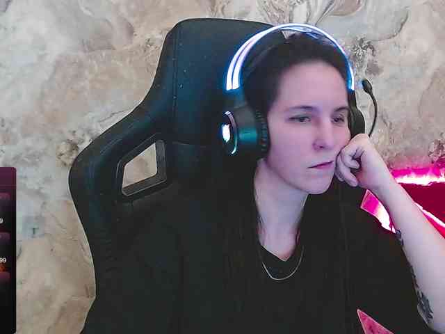 IrwiTomboy webcam