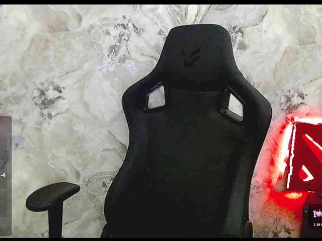 IrwiTomboy webcam