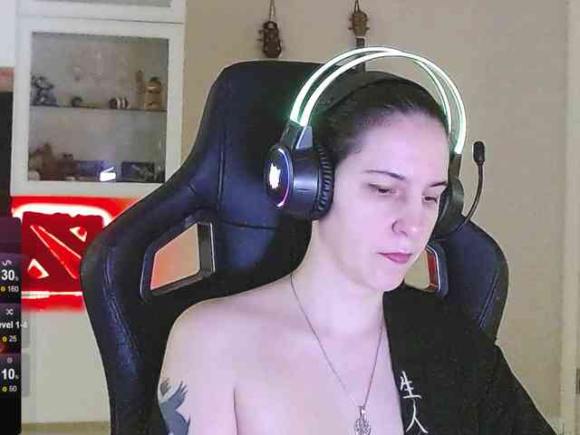 IrwiTomboy webcam