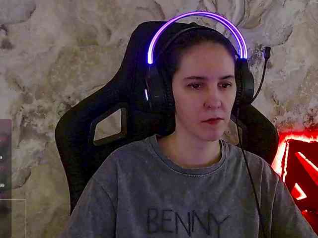 IrwiTomboy webcam