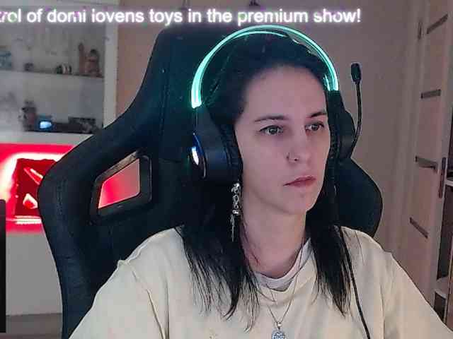 IrwiTomboy webcam