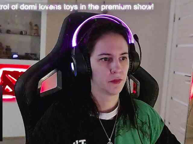 IrwiTomboy webcam