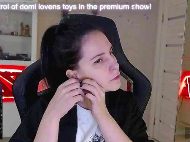 IrwiTomboy webcam