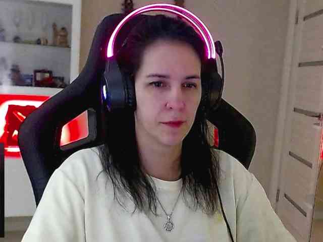 IrwiTomboy webcam